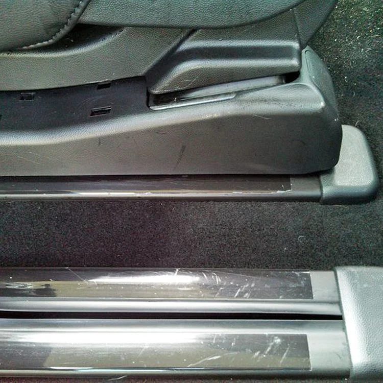 Console and door sill fully cleaned after detail